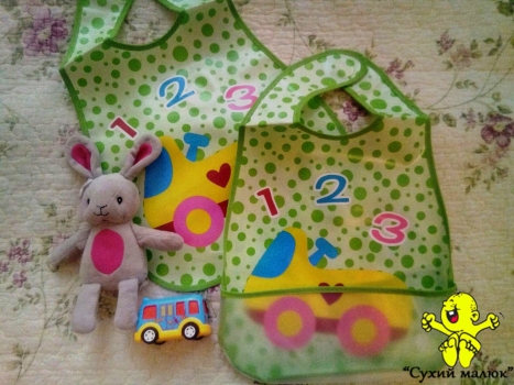 Непромокаючий слюнявчик з кишенькою, нагрудник Автобус